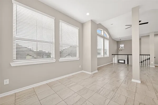 $2,500 | 9442 Starlight Oak Drive, Missouri City, TX 77459