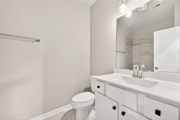 $2,500 | 9442 Starlight Oak Drive, Missouri City, TX 77459