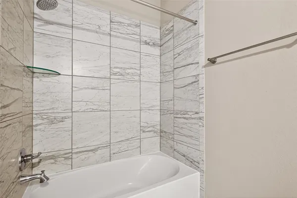 $2,500 | 9442 Starlight Oak Drive, Missouri City, TX 77459