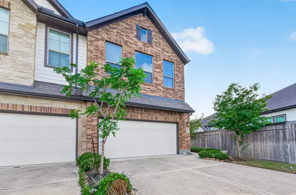 $2,500 | 9442 Starlight Oak Drive, Missouri City, TX 77459