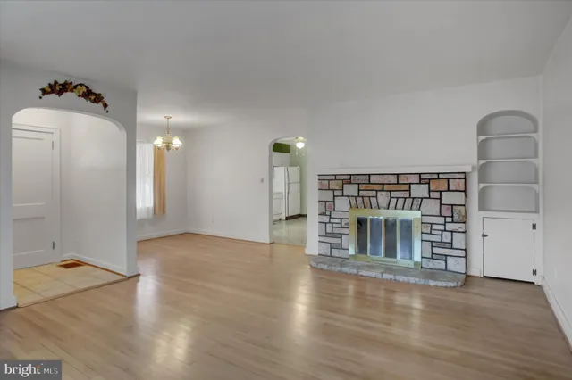 a view of a book shelf