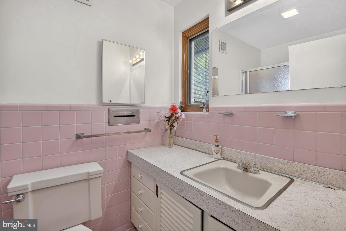 5800 Plainview Road Bethesda, MD 20817 - Photo 18 of 38 Gallery Image 18