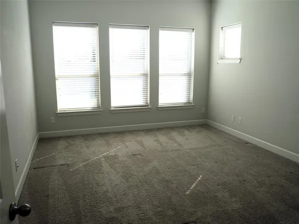 $3,800 | 1229 14th Street, Argyle, TX 76226