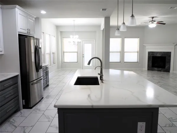 $3,800 | 1229 14th Street, Argyle, TX 76226
