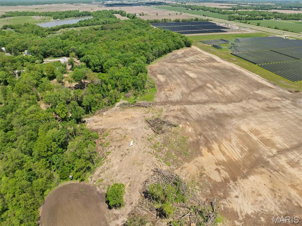 390 3rd Street Staunton, IL 62088 - Photo 16 of 17