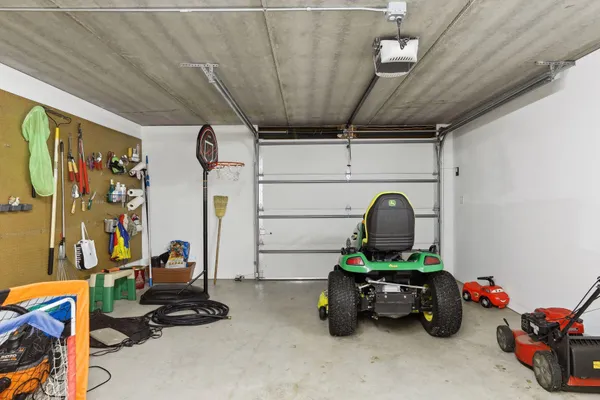 $1,550,000 | 5729 Linden Avenue North, Lake Elmo, MN 55042