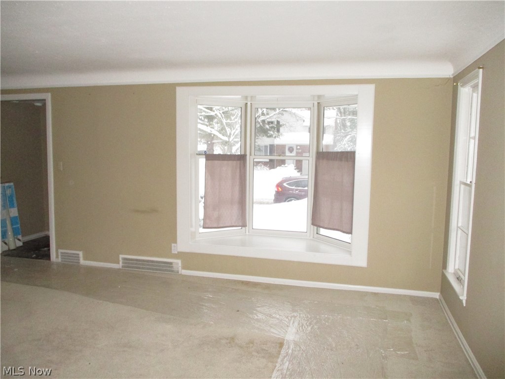1419 Clearview Road Cleveland, OH 44124 - Photo 9 of 15