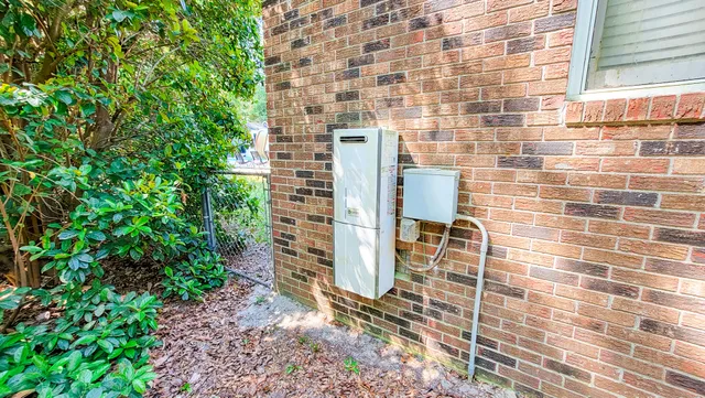 $577,000 | 328 Sandy Springs Circle, Walterboro, SC 29488