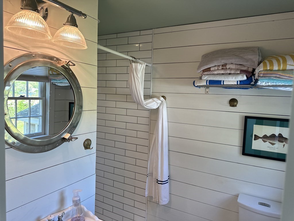 2 Florence Street, Unit WINTER RENT Westport, MA 02790 - Photo 8 of 24 Gallery Image 8