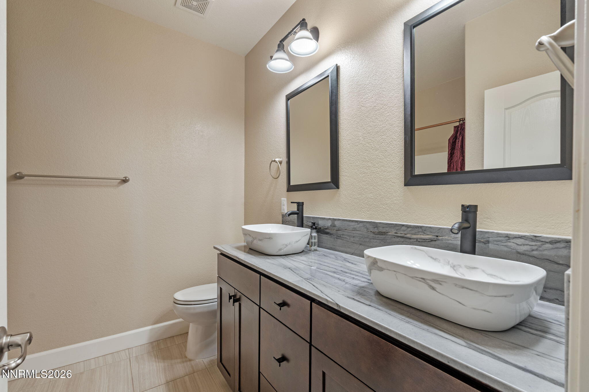 10455 Gold Mine Drive Reno, NV 89521 - Photo 20 of 60 46-web-or-mls-DSC02285