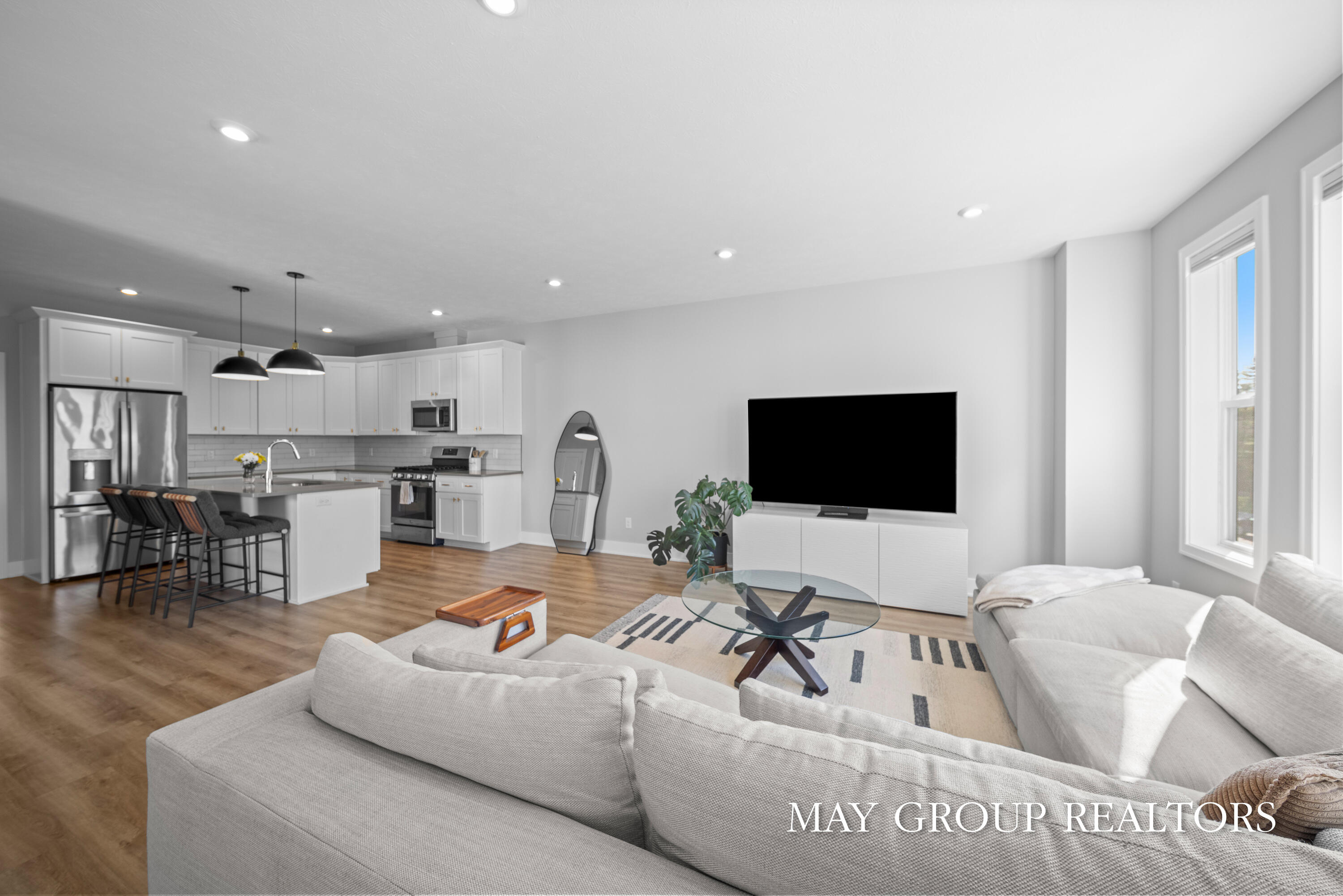 2523 Inverness Road Southeast Grand Rapids, MI 49546 - Photo 12 of 46 2523.Inverness.Rd-12