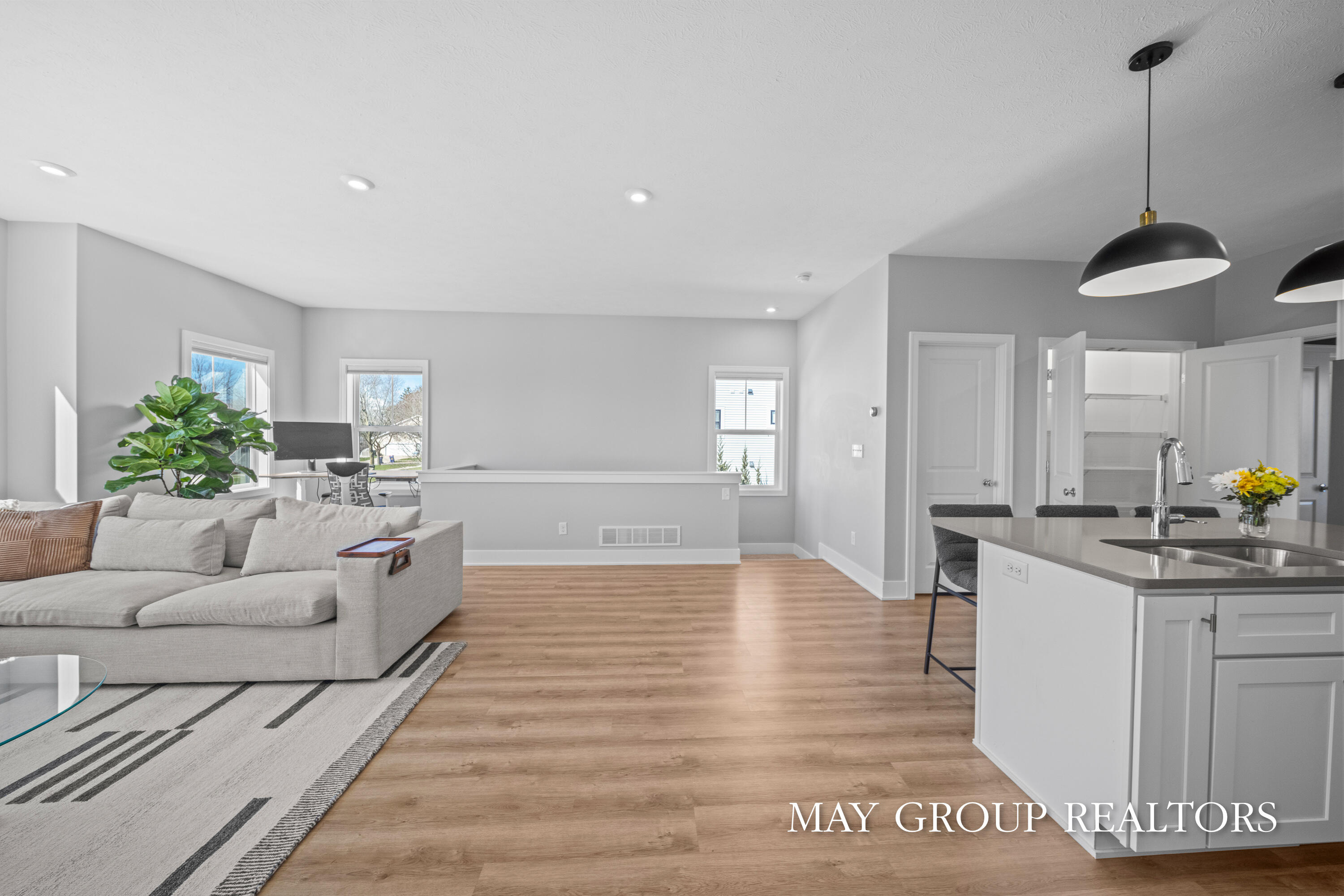 2523 Inverness Road Southeast Grand Rapids, MI 49546 - Photo 13 of 46 2523.Inverness.Rd-13