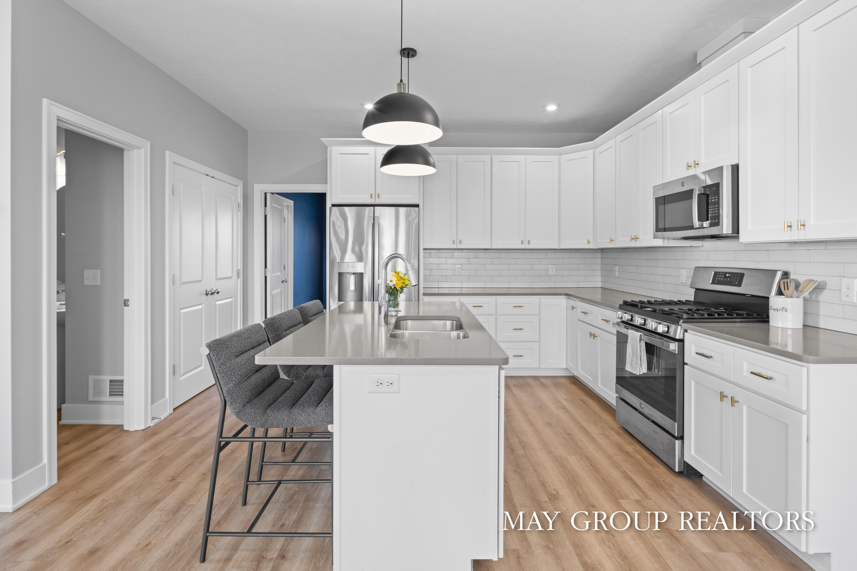 2523 Inverness Road Southeast Grand Rapids, MI 49546 - Photo 14 of 46 2523.Inverness.Rd-14