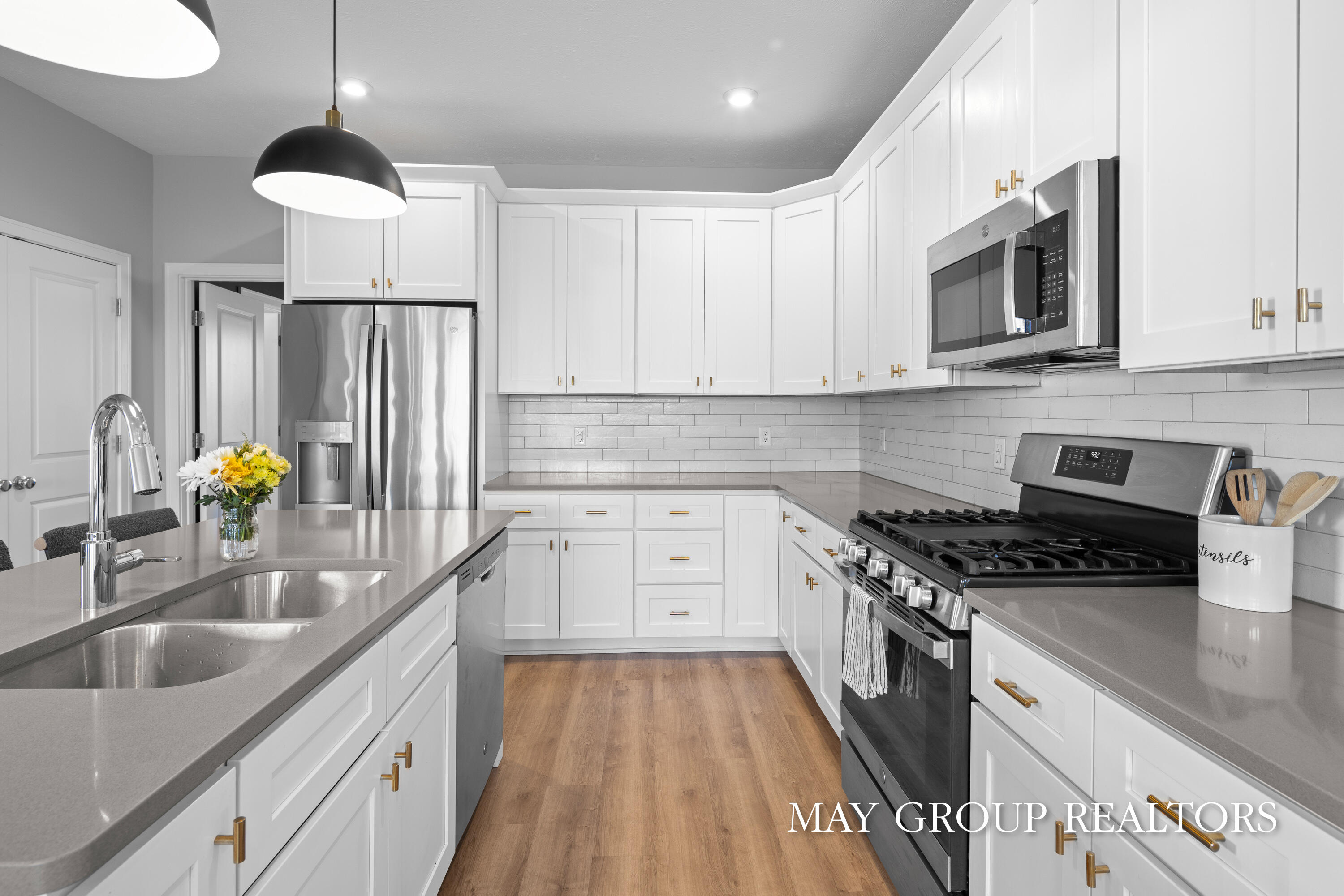 2523 Inverness Road Southeast Grand Rapids, MI 49546 - Photo 17 of 46 2523.Inverness.Rd-17