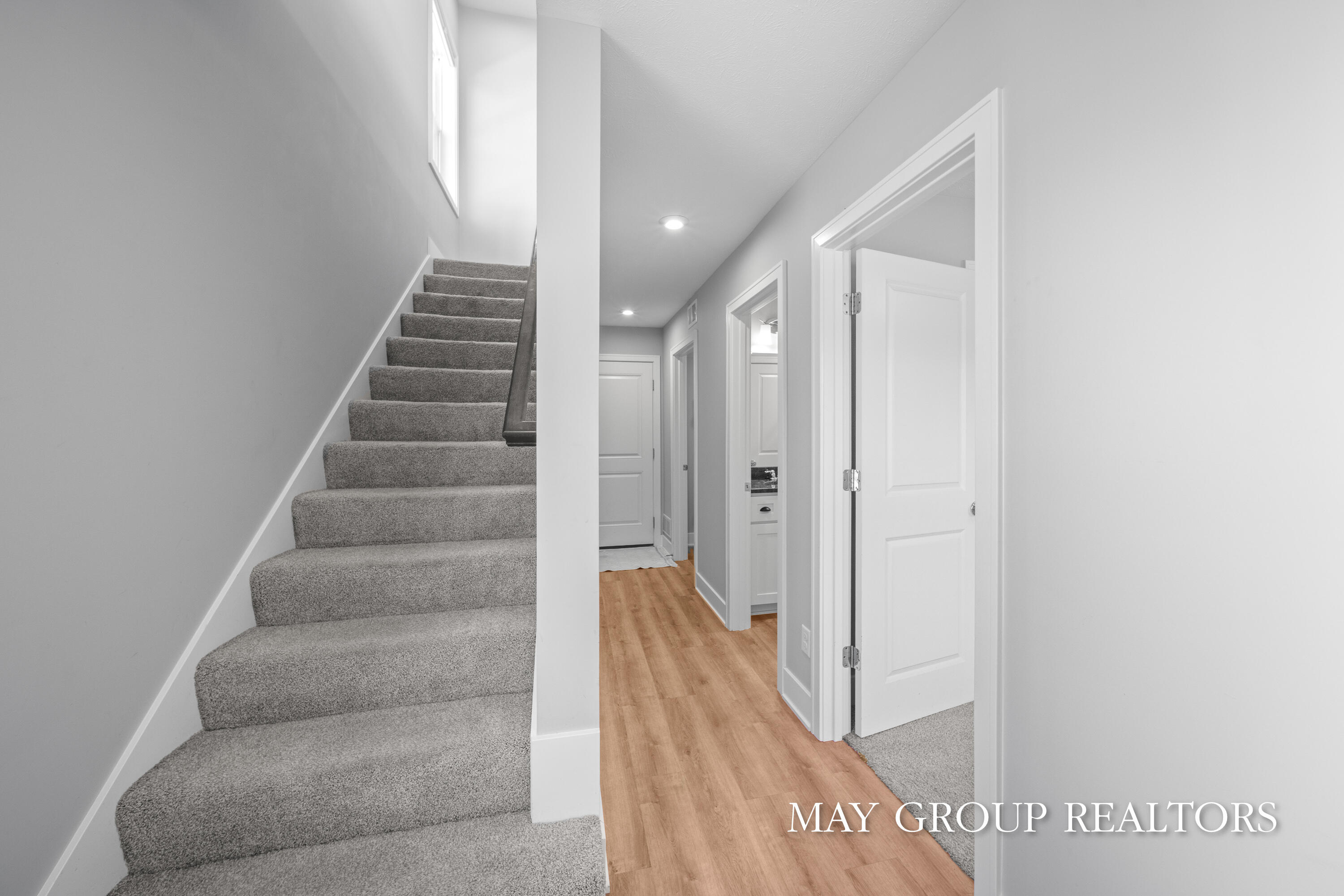 2523 Inverness Road Southeast Grand Rapids, MI 49546 - Photo 31 of 46 2523.Inverness.Rd-31