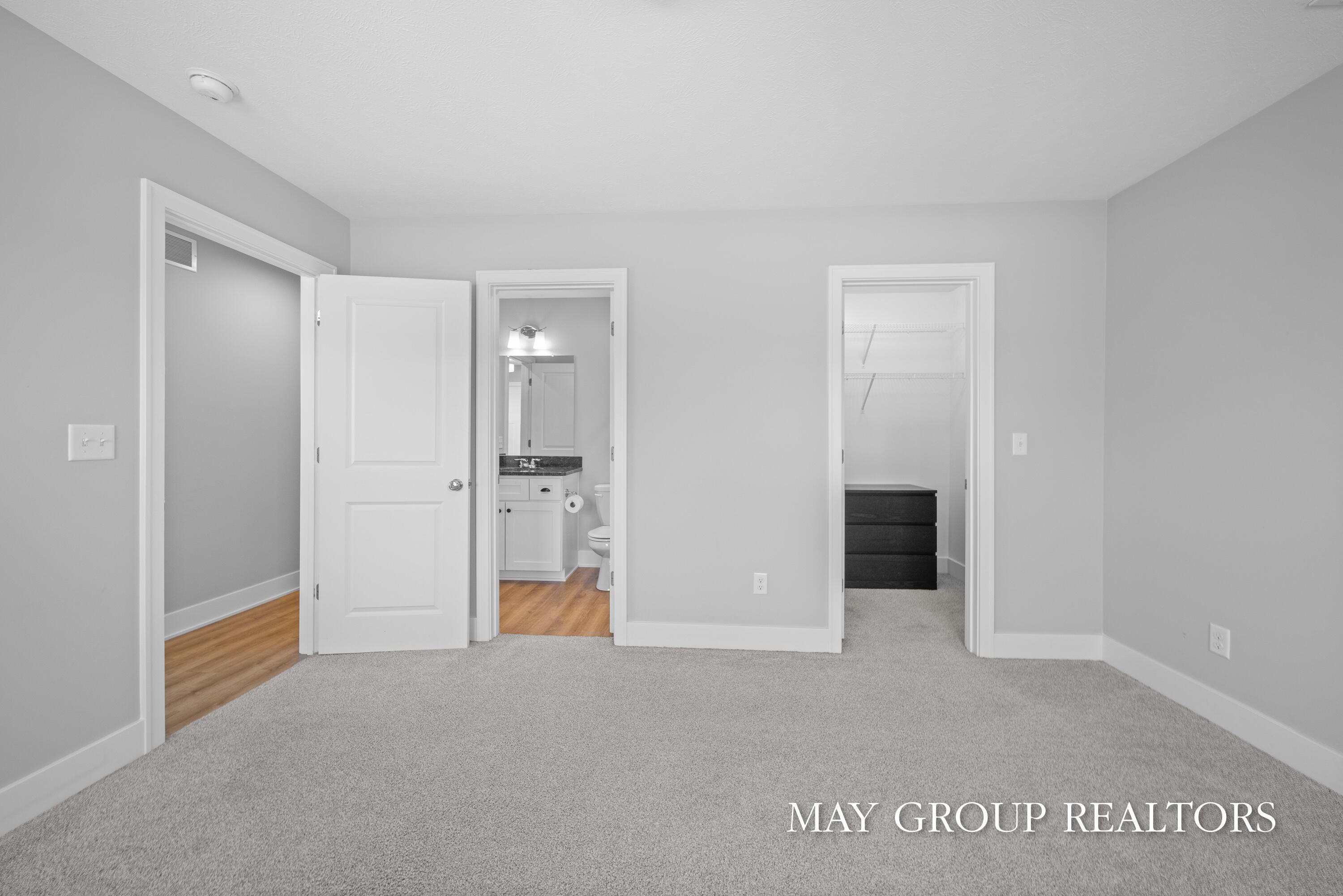 2523 Inverness Road Southeast Grand Rapids, MI 49546 - Photo 33 of 46 2523.Inverness.Rd-33