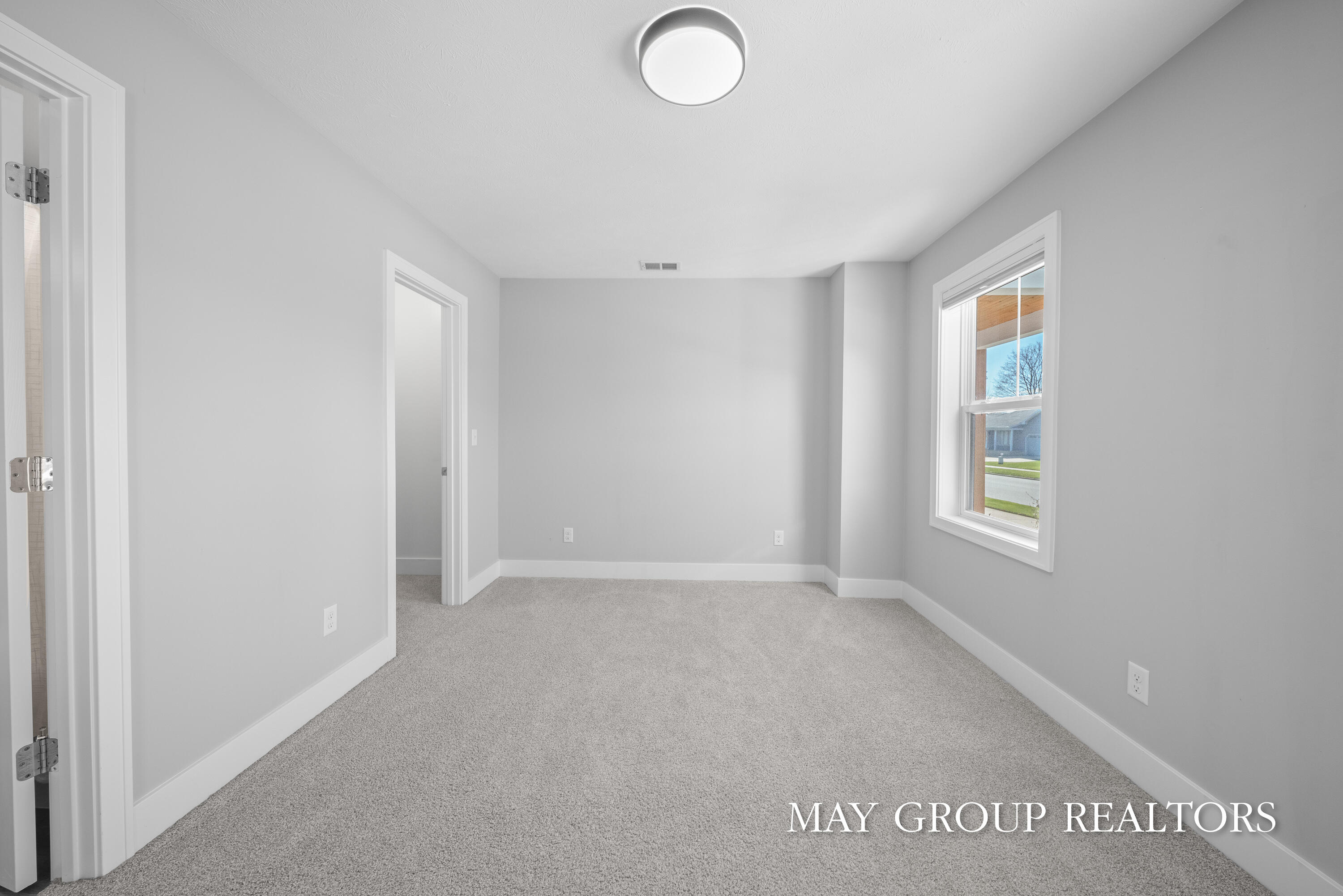 2523 Inverness Road Southeast Grand Rapids, MI 49546 - Photo 34 of 46 2523.Inverness.Rd-34