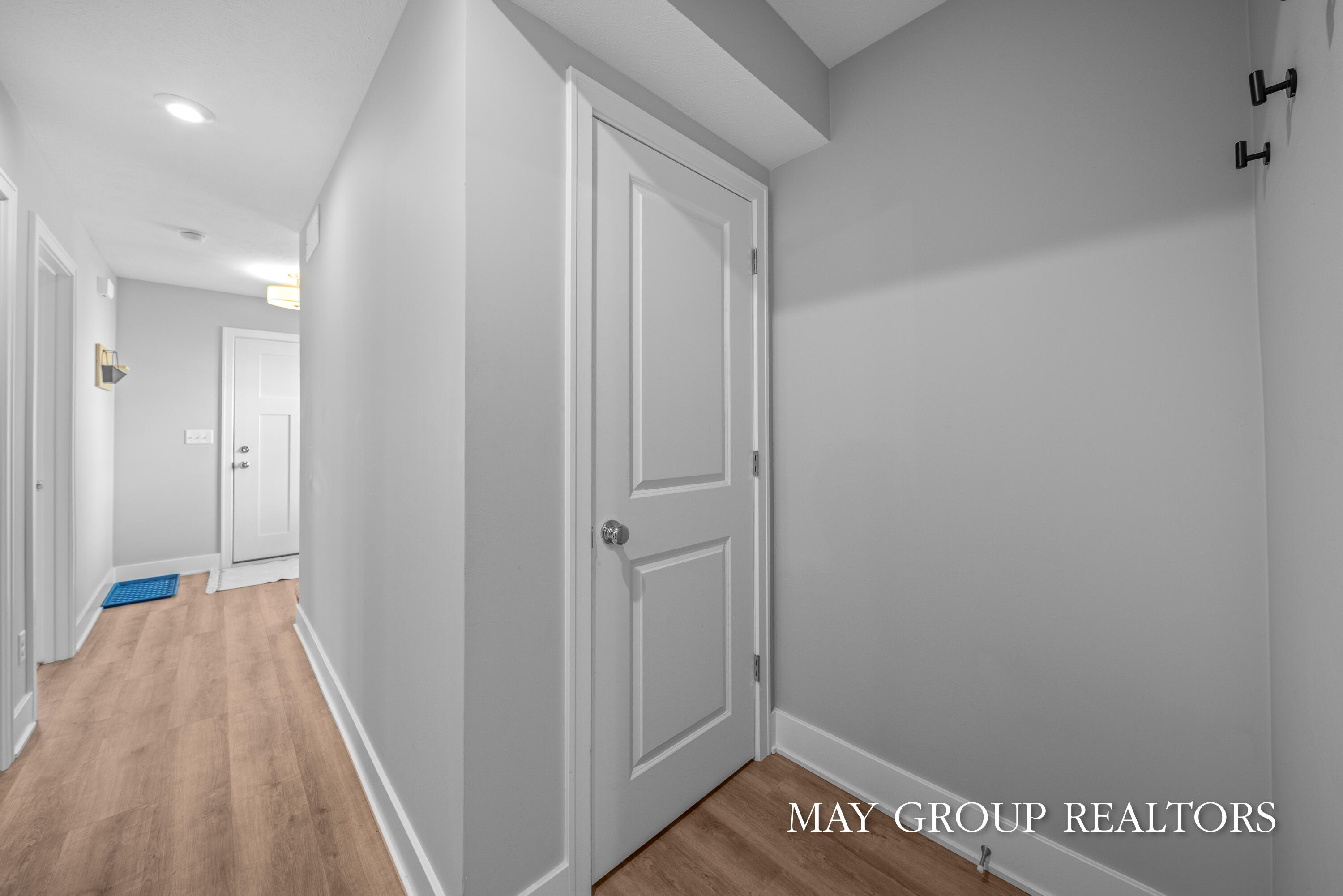 2523 Inverness Road Southeast Grand Rapids, MI 49546 - Photo 36 of 46 2523.Inverness.Rd-37