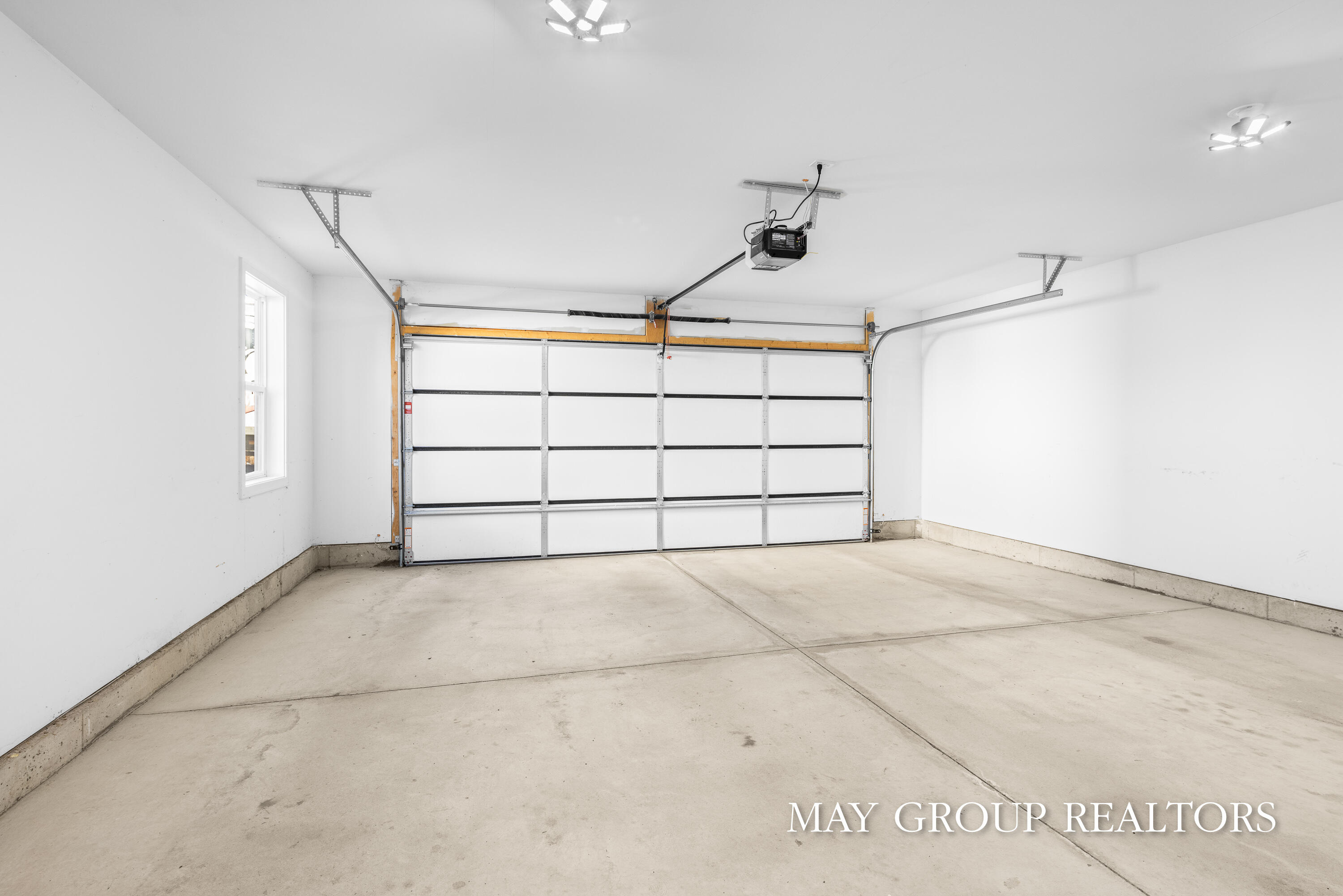 2523 Inverness Road Southeast Grand Rapids, MI 49546 - Photo 38 of 46 2523.Inverness.Rd-39