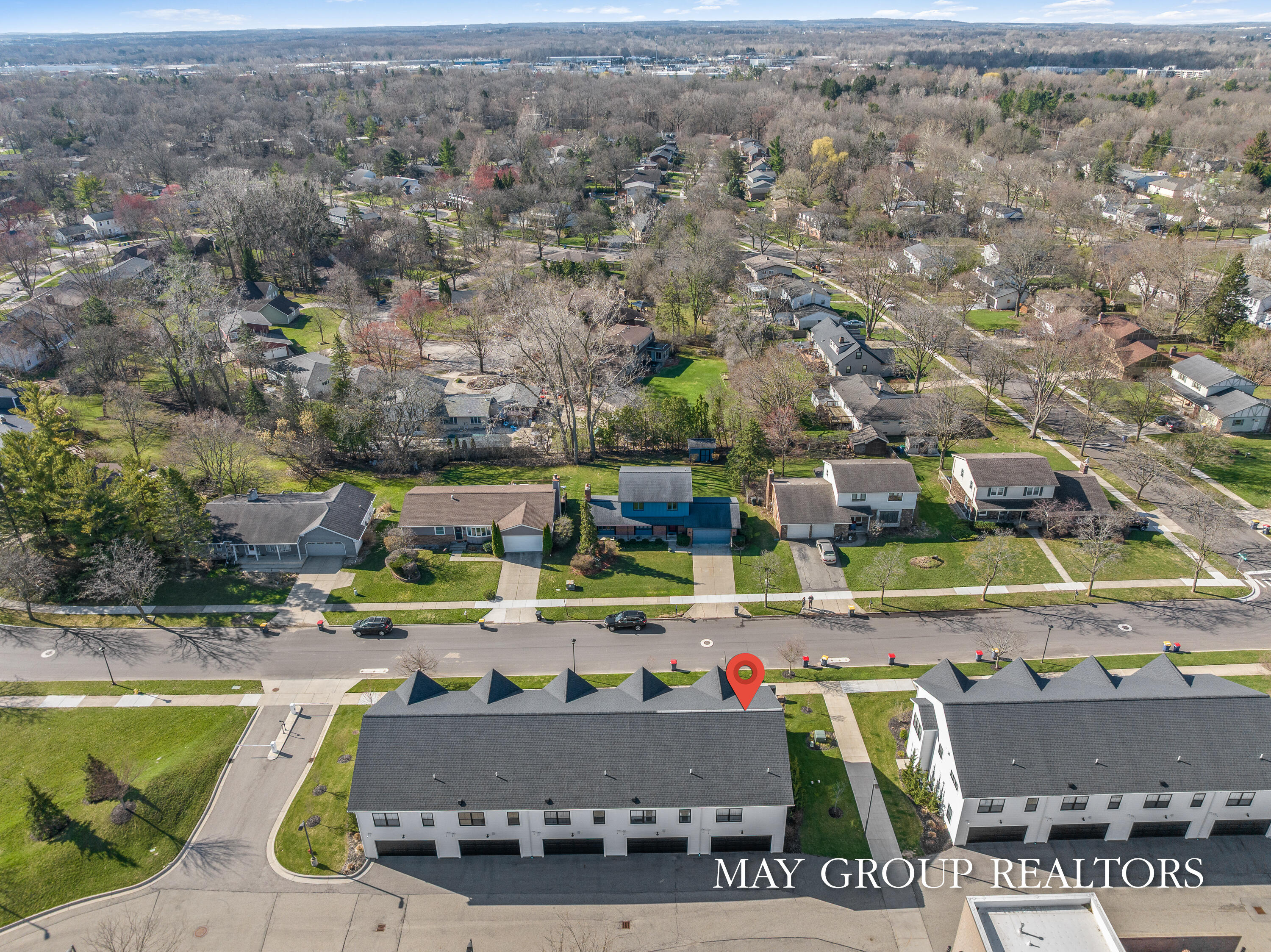 2523 Inverness Road Southeast Grand Rapids, MI 49546 - Photo 41 of 46 2523.Inverness.Rd-45