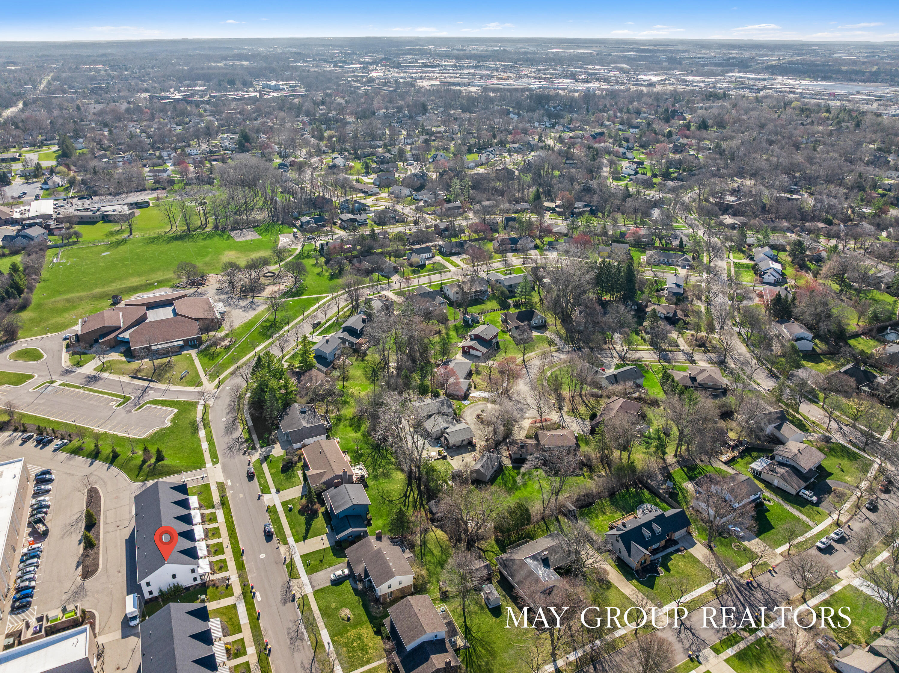 2523 Inverness Road Southeast Grand Rapids, MI 49546 - Photo 42 of 46 2523.Inverness.Rd-44