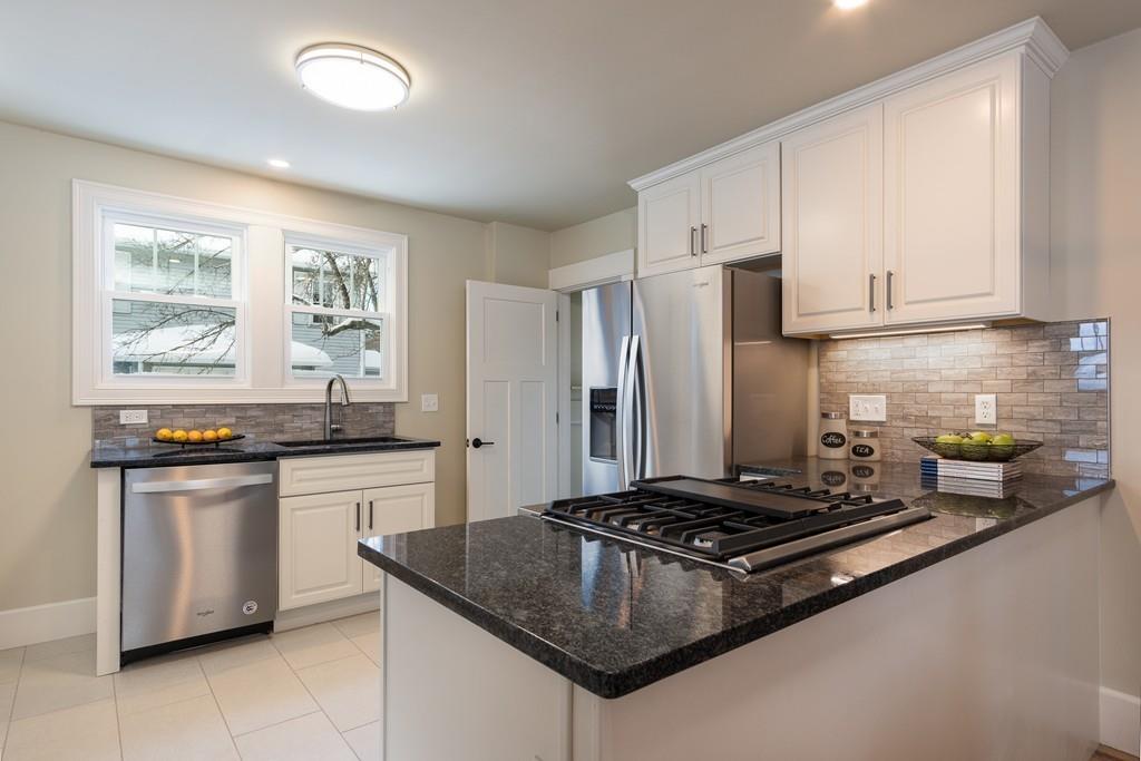257 Bridge Road Northampton, MA 01062 - Photo 18 of 40