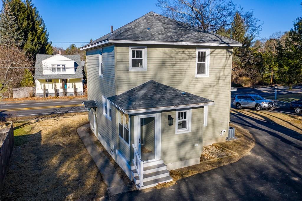 257 Bridge Road Northampton, MA 01062 - Photo 8 of 40