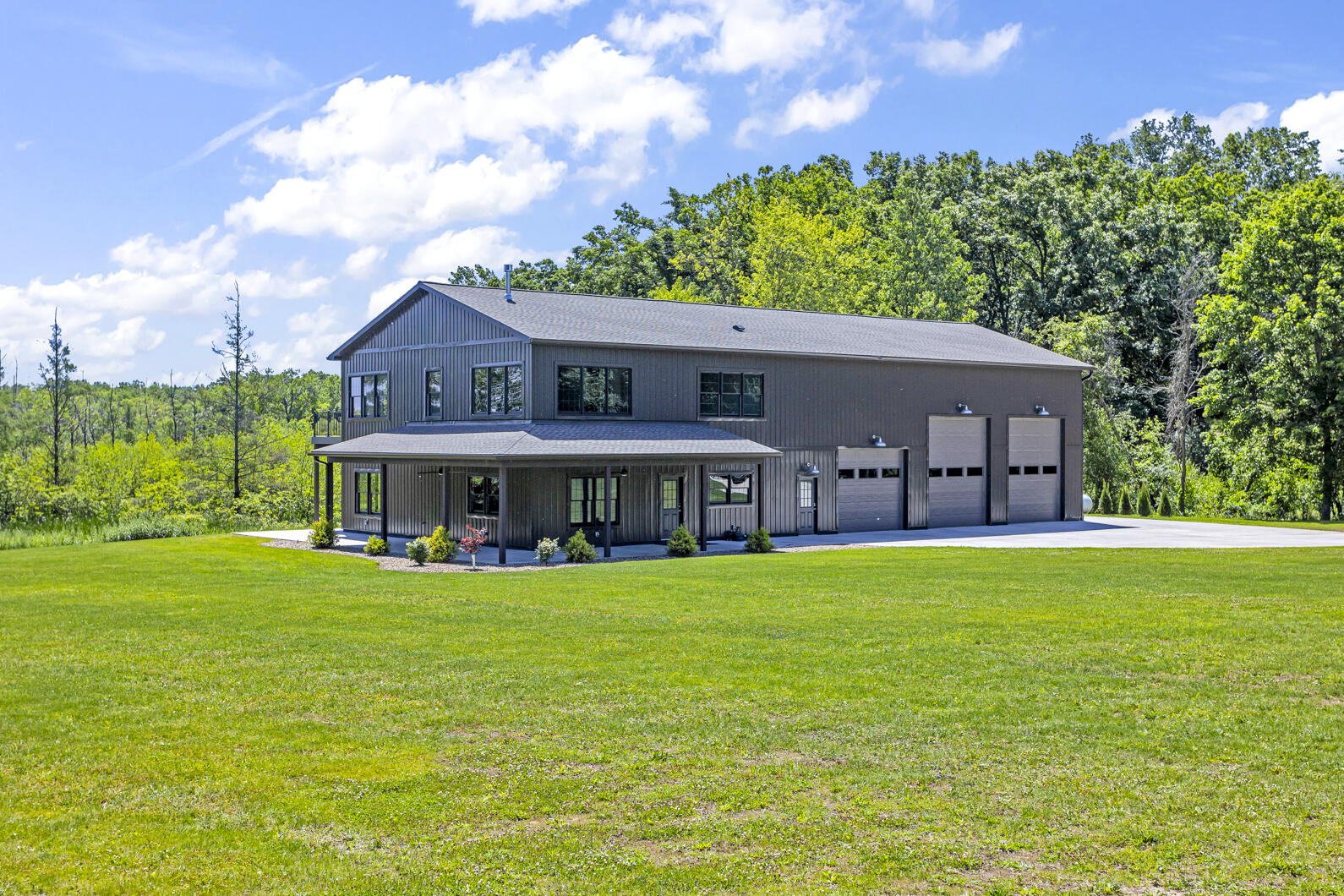 8295 South Jackson Road Clarklake, MI 49234 - Photo 2 of 35 House2