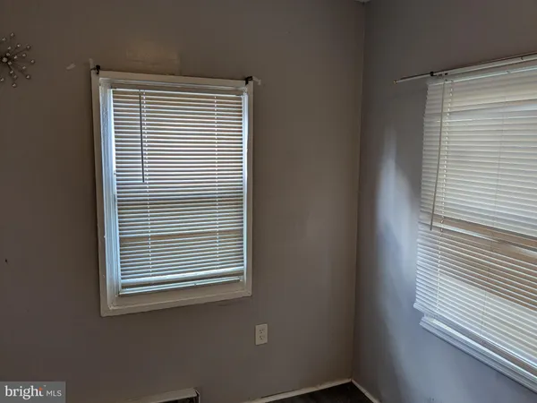 $950 | 1173 Atlantic Avenue, Camden, NJ 08104