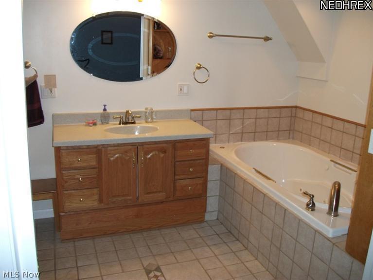 975 Ford Road Cleveland, OH 44143 - Photo 15 of 20
