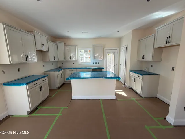 $489,000 | 1001 Ivory Lane, West End, NC 27376