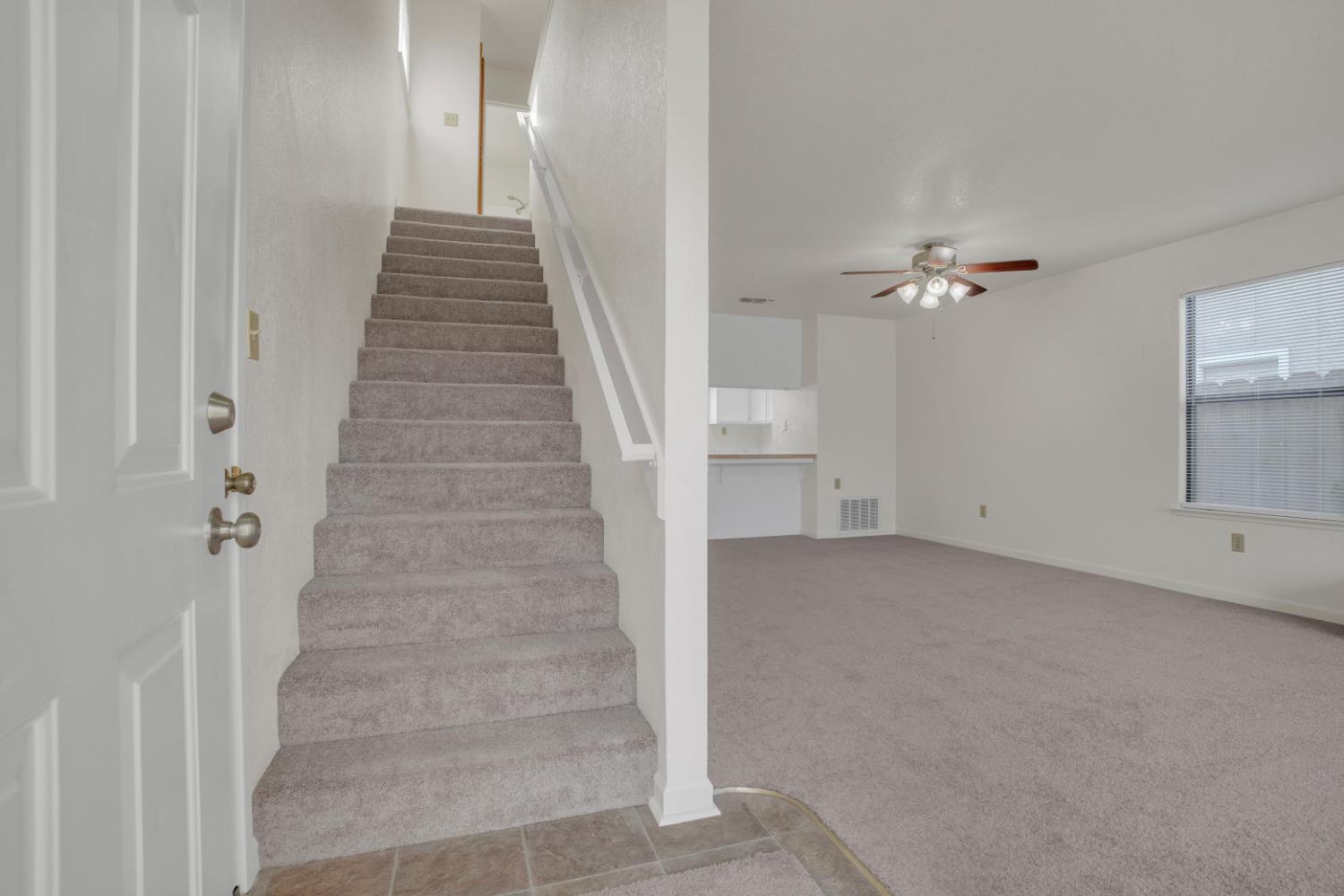 1535 Springville Way Turlock, CA 95380 - Photo 2 of 30