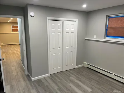 $949,000 | 463 Louis Avenue, Floral Park, NY 11001