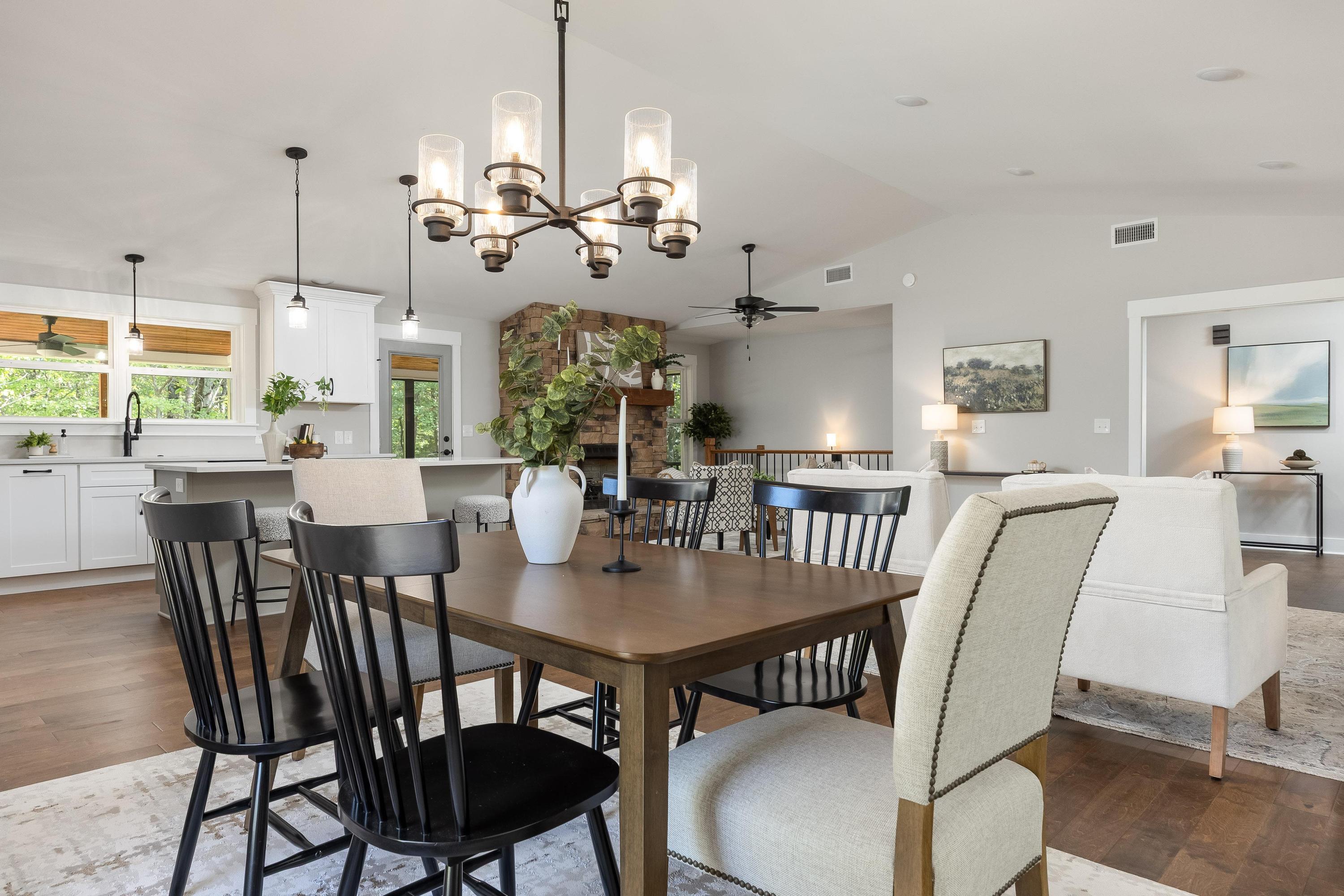 7740 Harper Road Hixson, TN 37343 - Photo 11 of 41 Dining Room