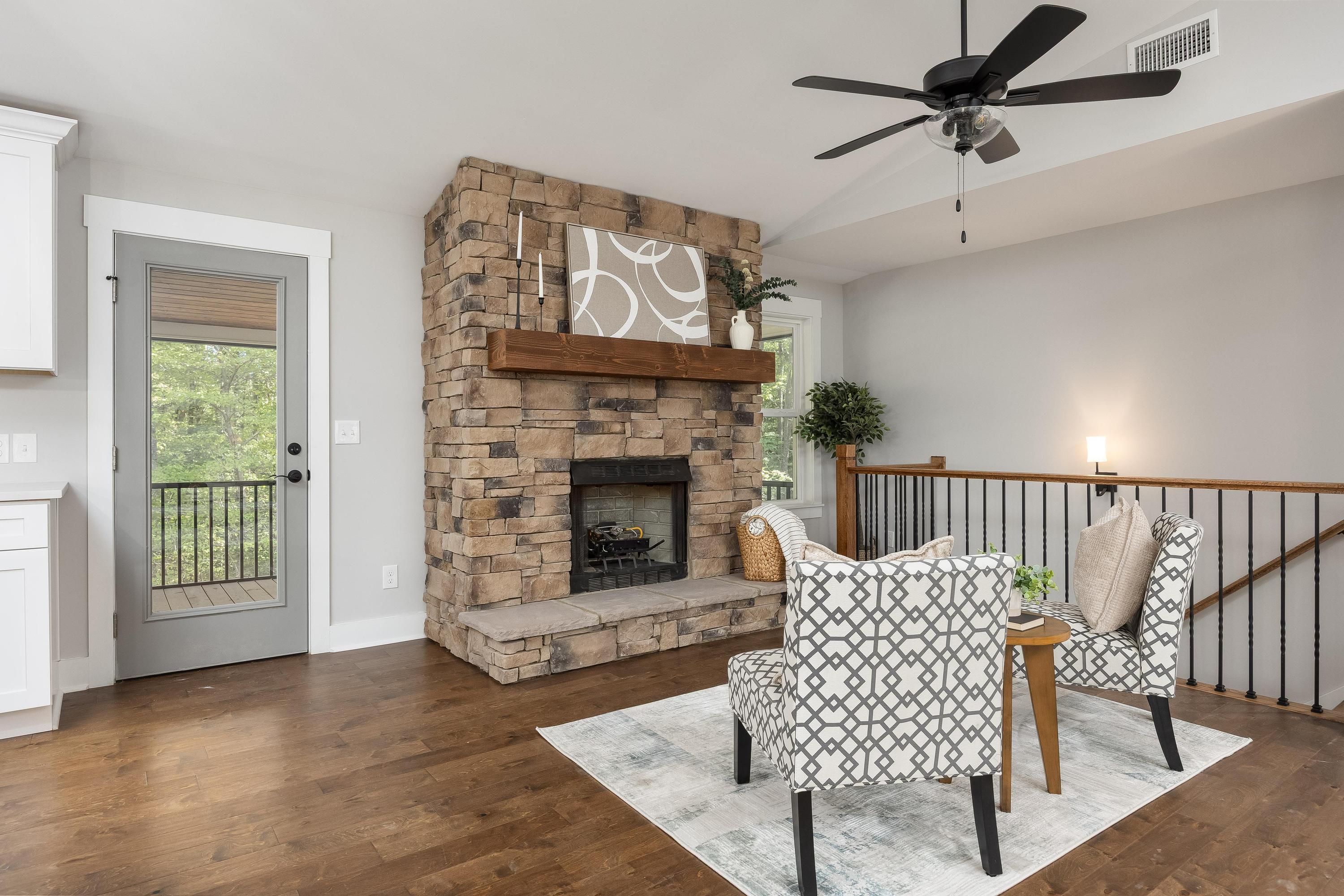 7740 Harper Road Hixson, TN 37343 - Photo 15 of 41 Family Room