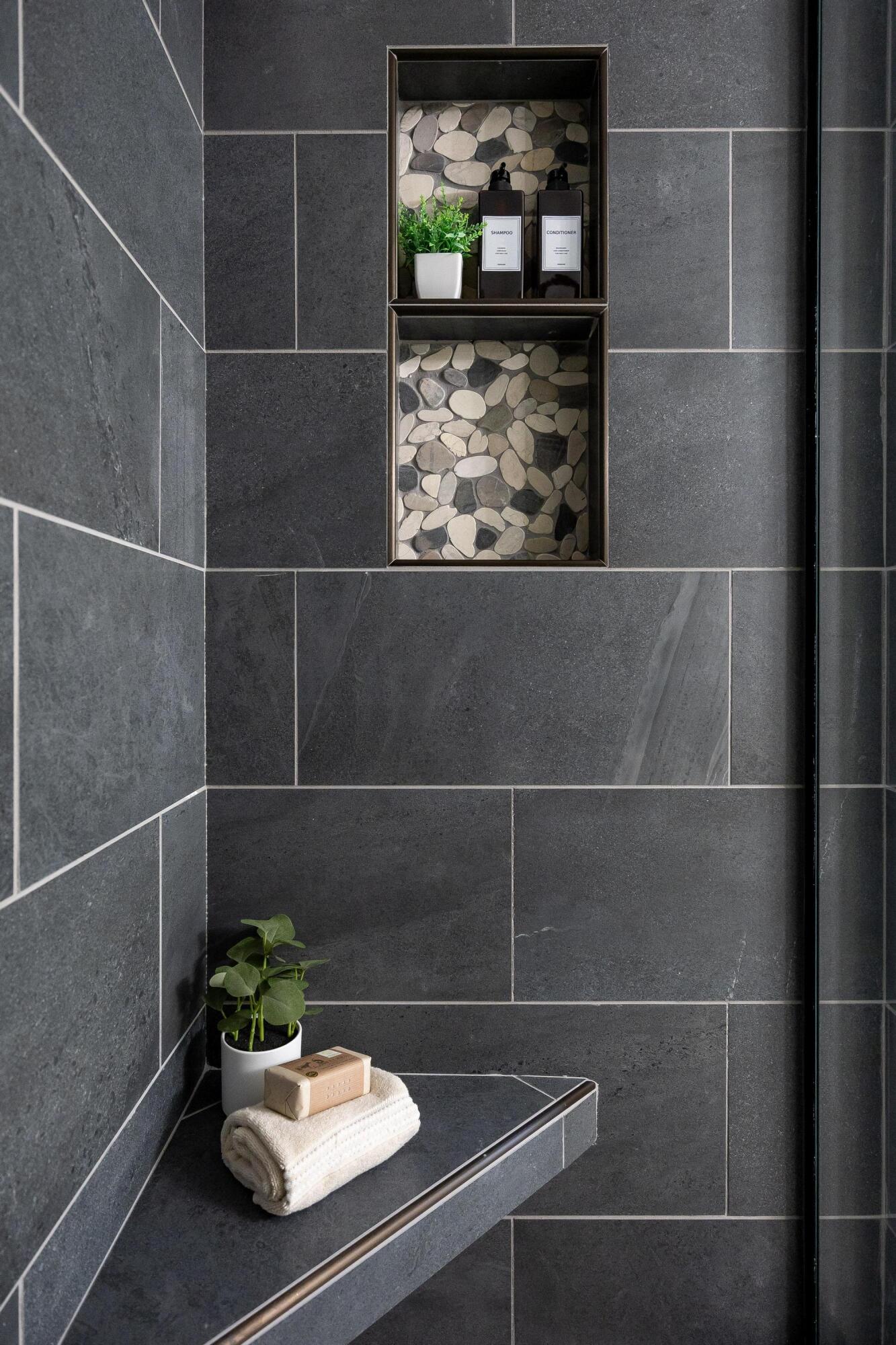 7740 Harper Road Hixson, TN 37343 - Photo 21 of 41 Primary Bathroom