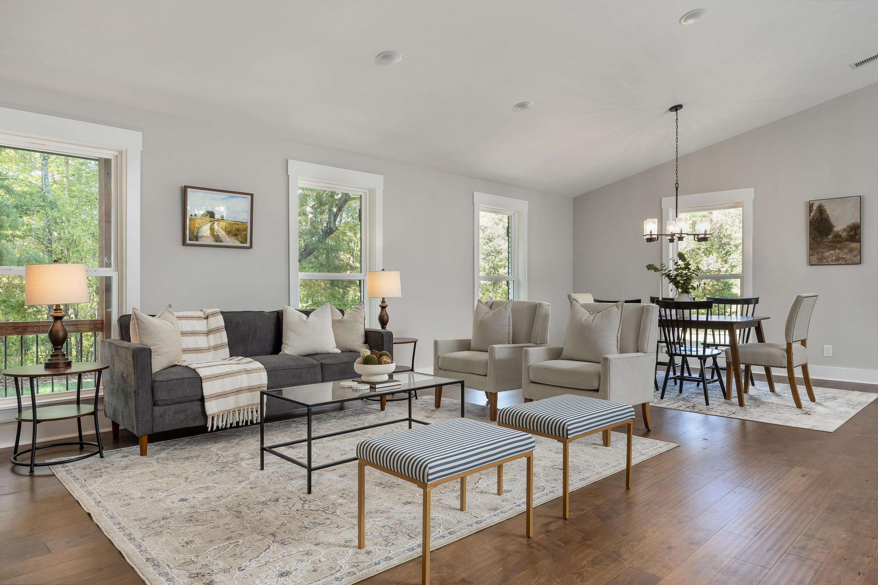 7740 Harper Road Hixson, TN 37343 - Photo 9 of 41 Living Room