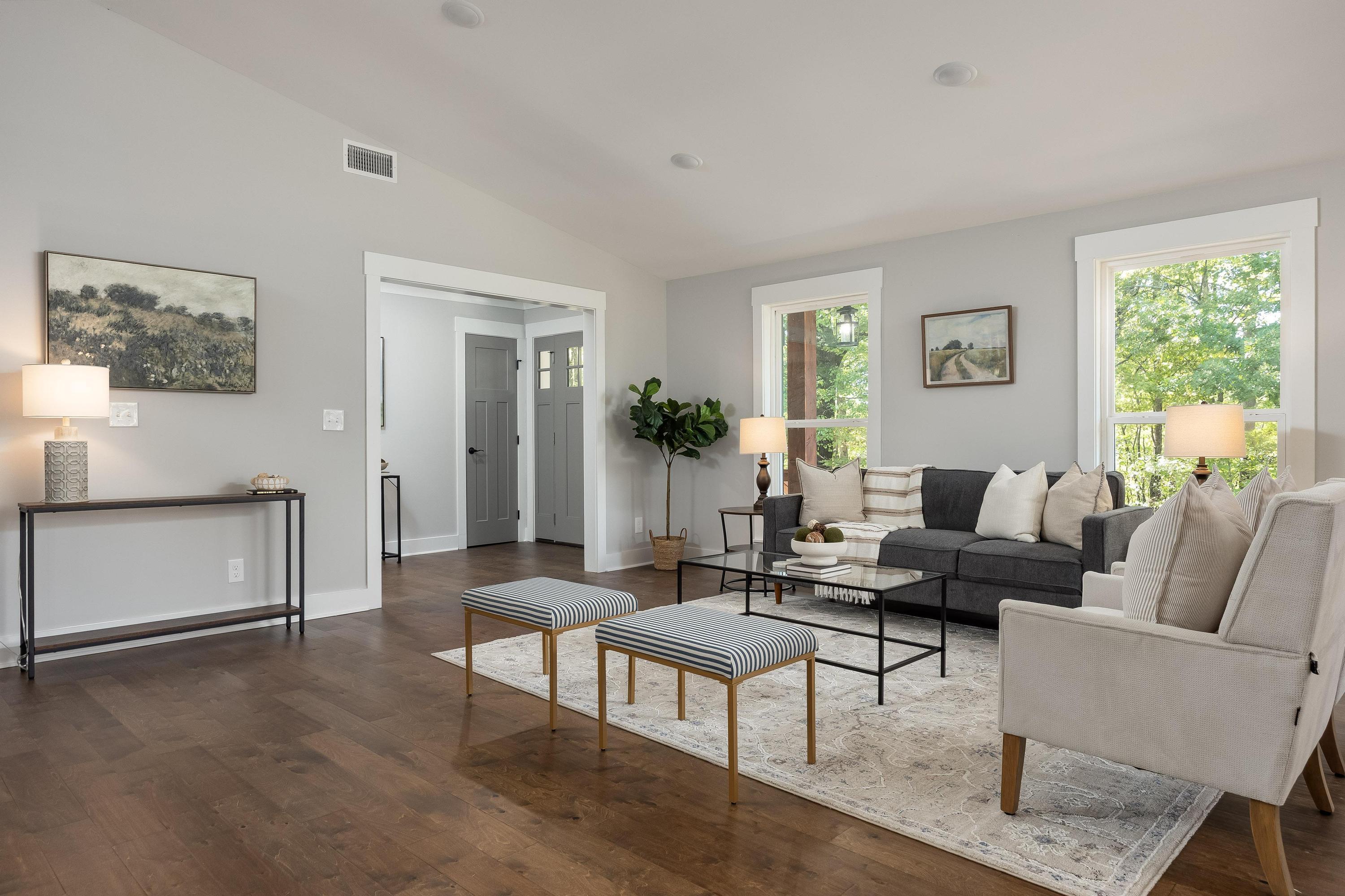 7740 Harper Road Hixson, TN 37343 - Photo 10 of 41 Living Room