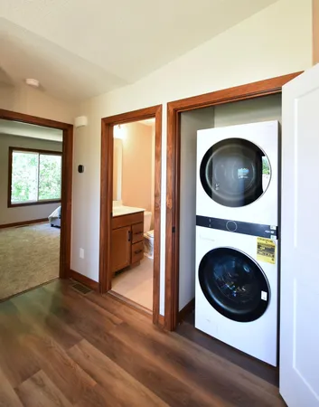 $364,900 | 2031 East 20th Street, Zumbrota, MN 55992