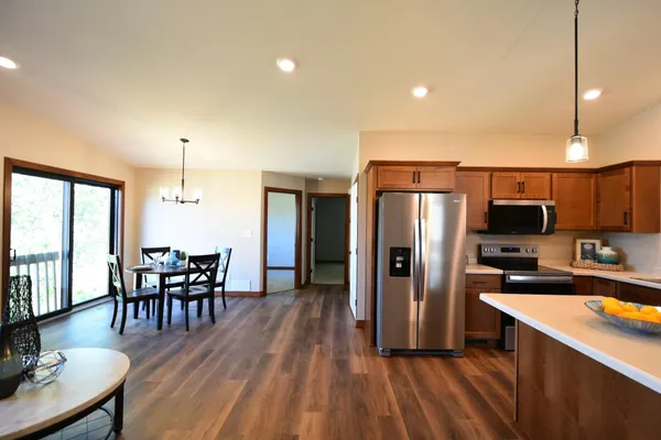 $364,900 | 2031 East 20th Street, Zumbrota, MN 55992