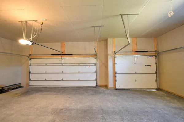 $364,900 | 2031 East 20th Street, Zumbrota, MN 55992