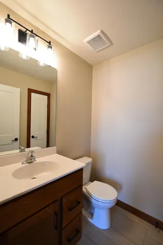 $324,900 | 2031 East 20th Street, Zumbrota, MN 55992