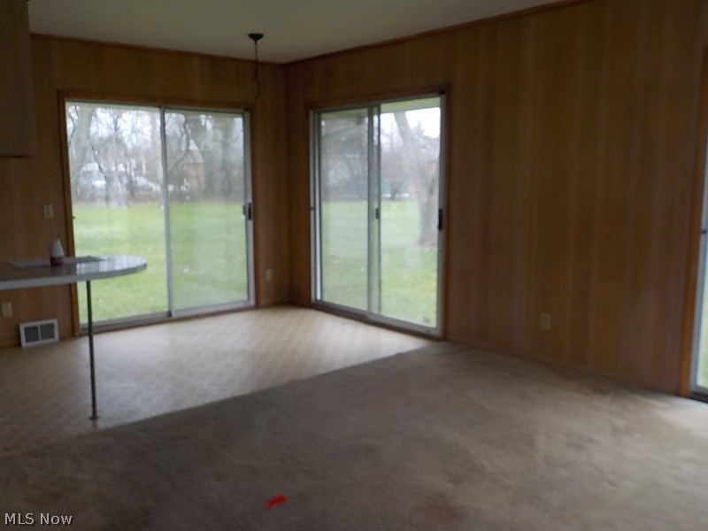 22810 Emery Road Cleveland, OH 44128 - Photo 6 of 21 Gallery Image 6