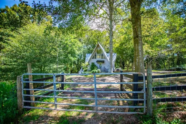 $289,900 | 746 Dot Road, Bowdon, GA 30108