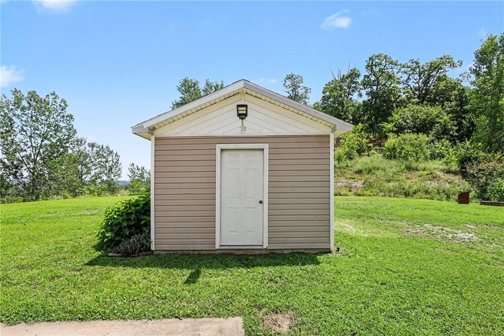 322 Riverfront Road Atchison, KS 66002 - Photo 31 of 43