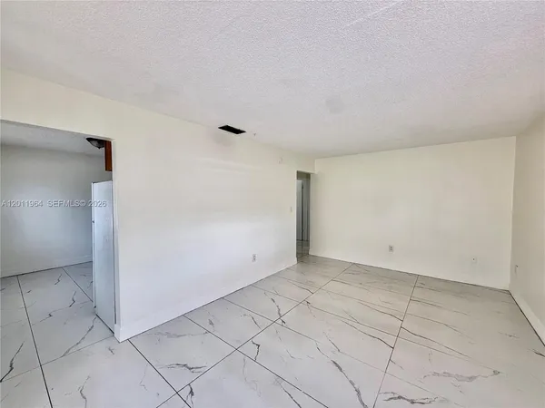 $2,050 | 950 Northwest 109th Street, Unit 950, Miami, FL 33168
