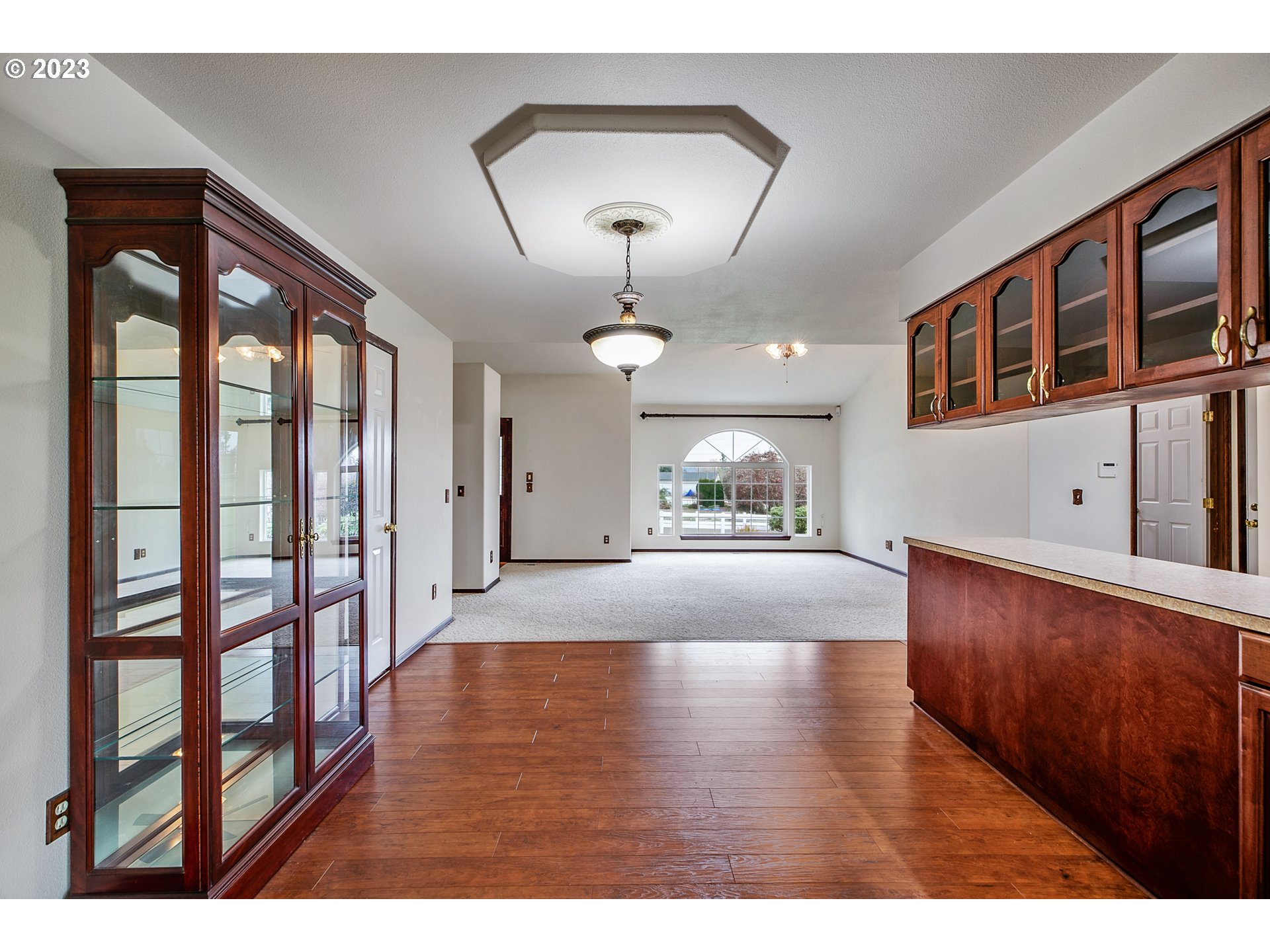 14625 Ehlen Road Northeast Aurora, OR 97002 - Photo 17 of 47 Dining Area