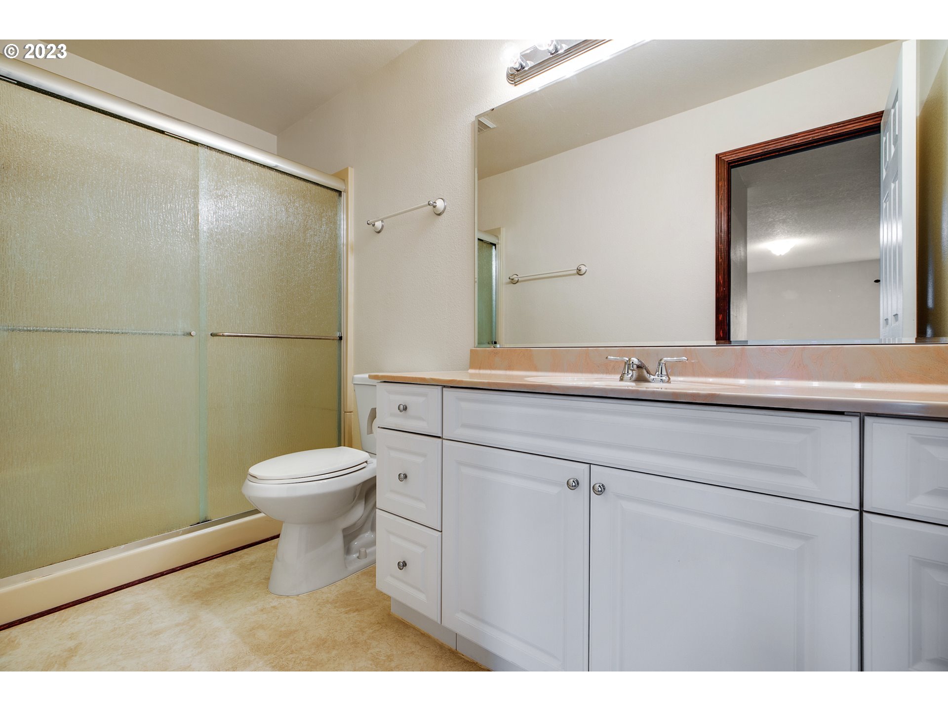 14625 Ehlen Road Northeast Aurora, OR 97002 - Photo 35 of 47 Bathroom