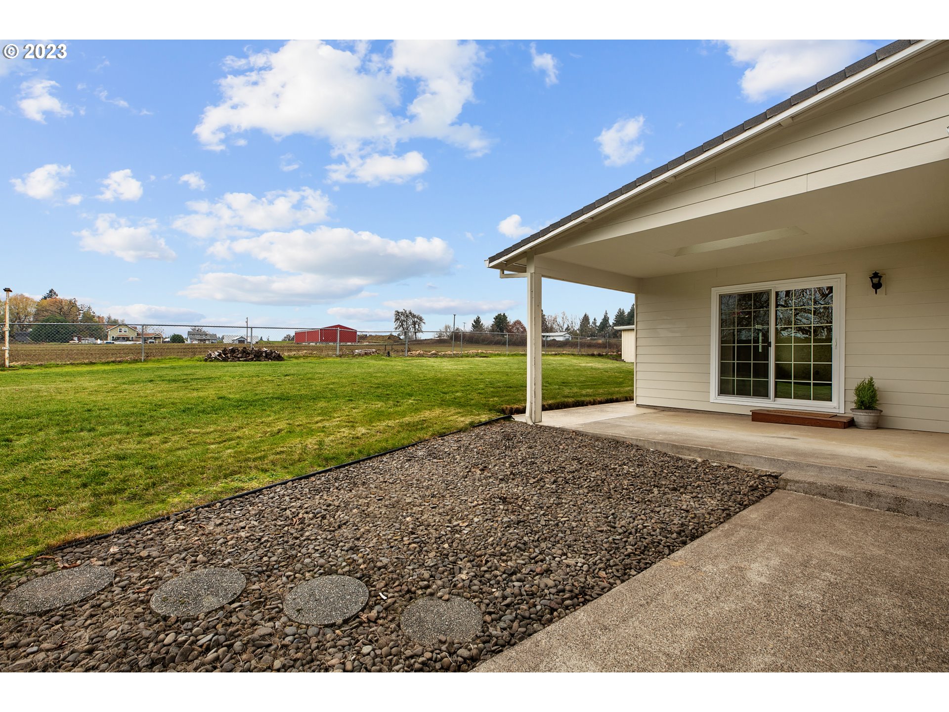 14625 Ehlen Road Northeast Aurora, OR 97002 - Photo 38 of 47 Patio