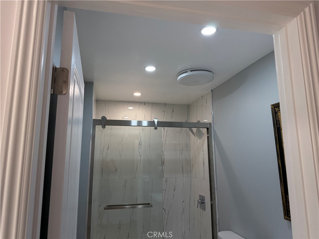 7035 1/2 Rhea Reseda, CA 91335 - Photo 15 of 24 Gallery Image 15